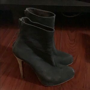Women’s boots